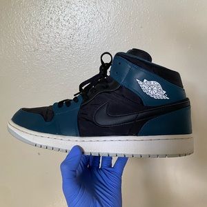 Retro 1 Mid Size 13